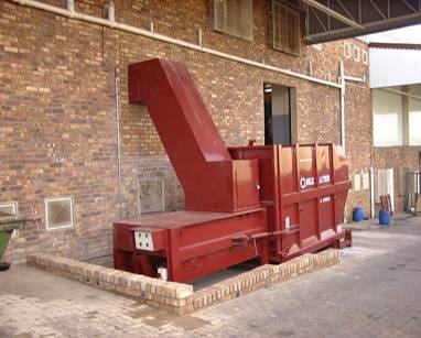Static waste compactor from the original Waste Worx product range